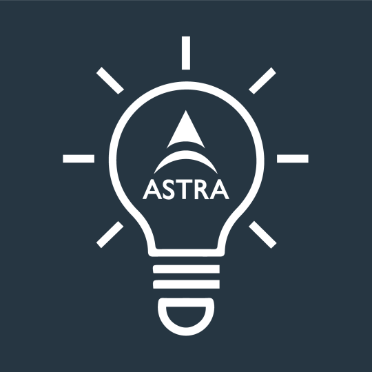 Das Astra-Logo, eingebettet in einer Glühbirne.