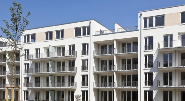 Gründe für den Neubau mit einer SAT-Anlage und Glasfaserhausnetz